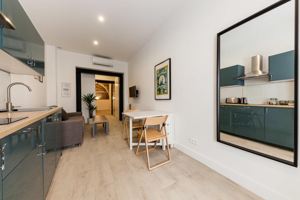 Chez Nous - 7 Appartements Sur Le Vieux Port Marseille Bagian luar foto
