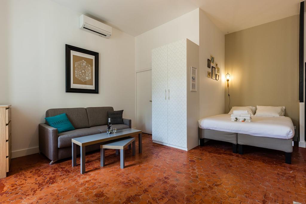 Chez Nous - 7 Appartements Sur Le Vieux Port Marseille Bagian luar foto