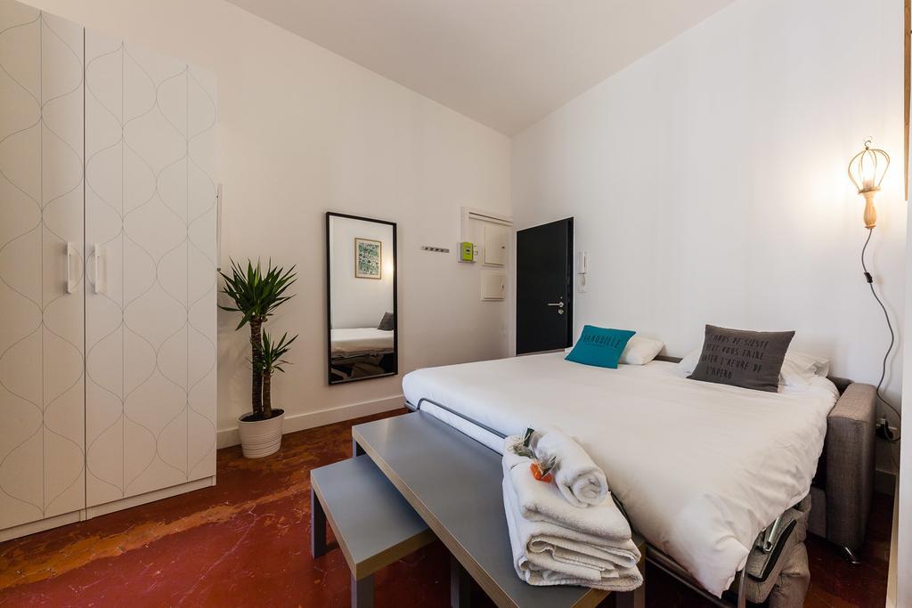 Chez Nous - 7 Appartements Sur Le Vieux Port Marseille Bagian luar foto
